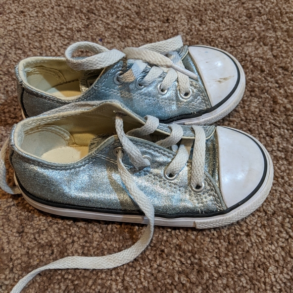 Converse Other - Converse toddler girl sneakers